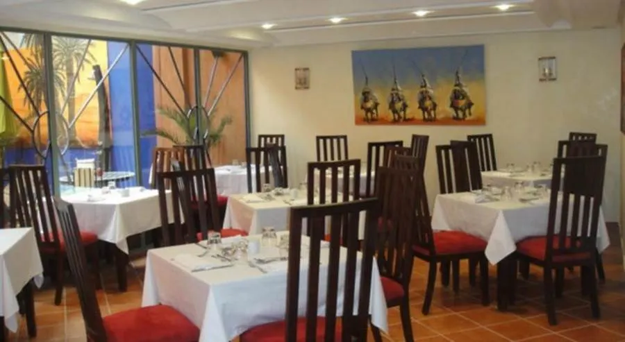 Hotel Les Trois Palmiers Marrakesh 3*,