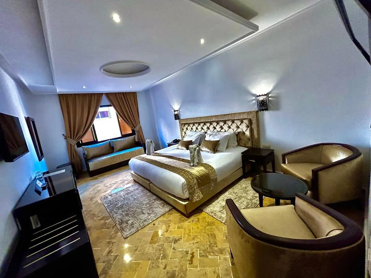 Hotel Les Trois Palmiers Marrakesh 3*,