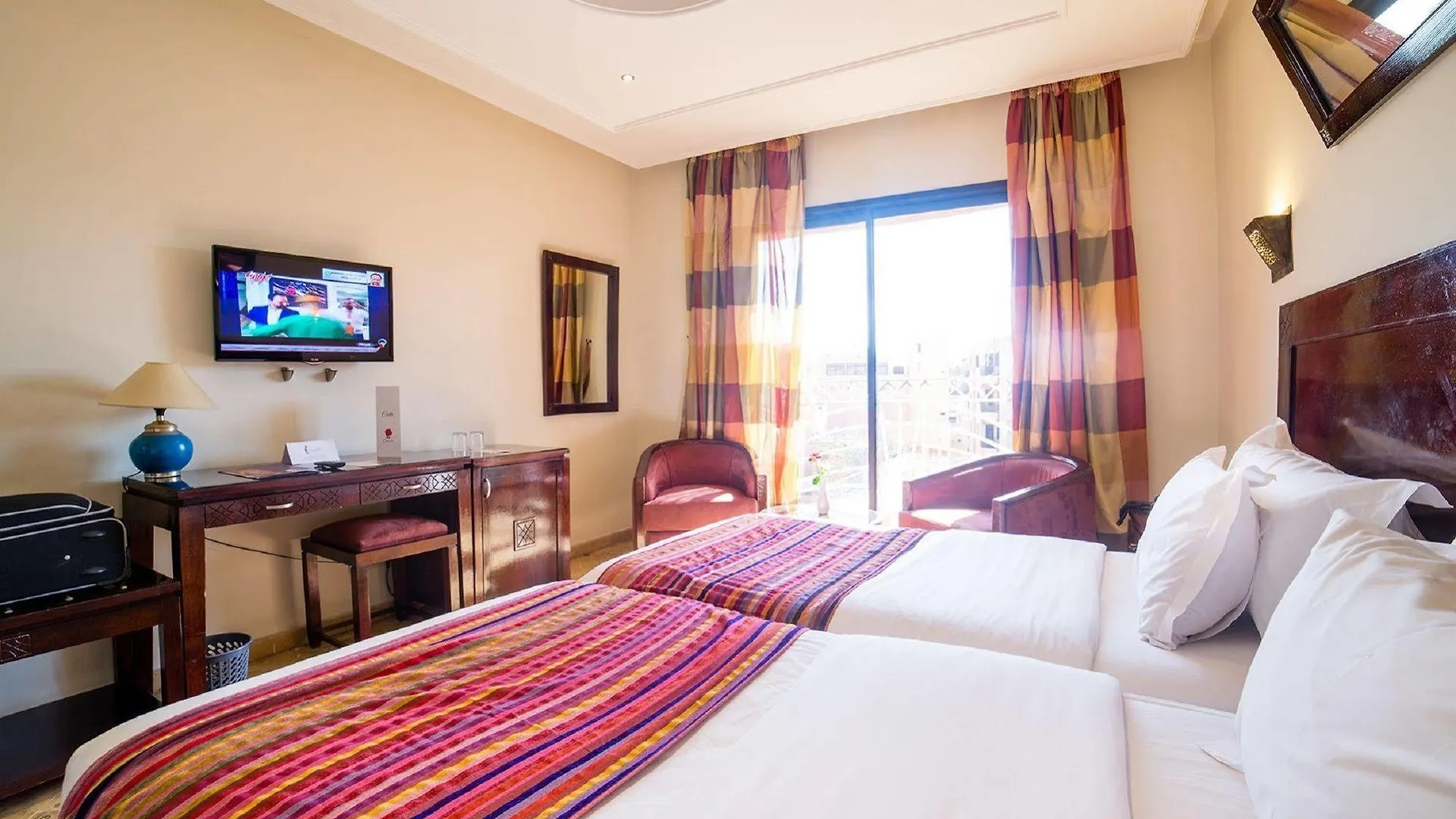 Hotel Les Trois Palmiers Marrakesh 3*,
